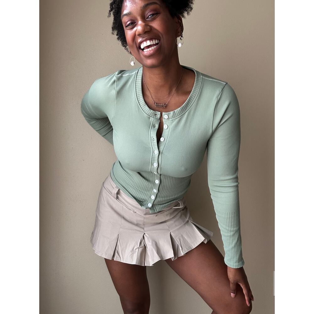 OQQ Green Button Down Long Sleeve Stretch Top Size Large